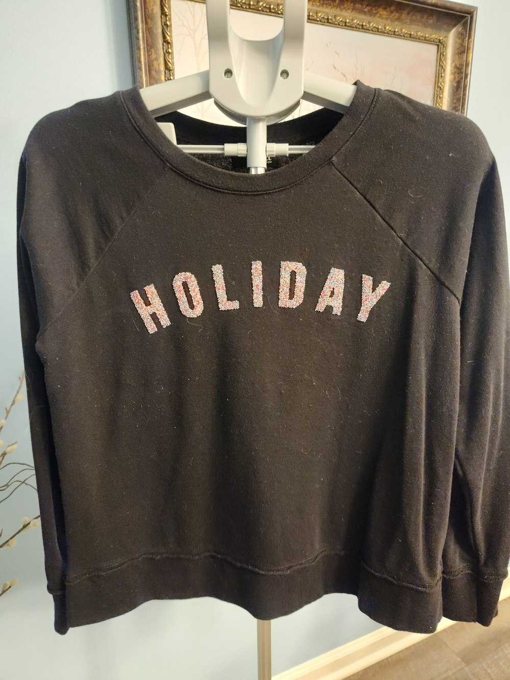 a.n.a Black Sweatshirt with Pink Glitter "HOLIDAY"